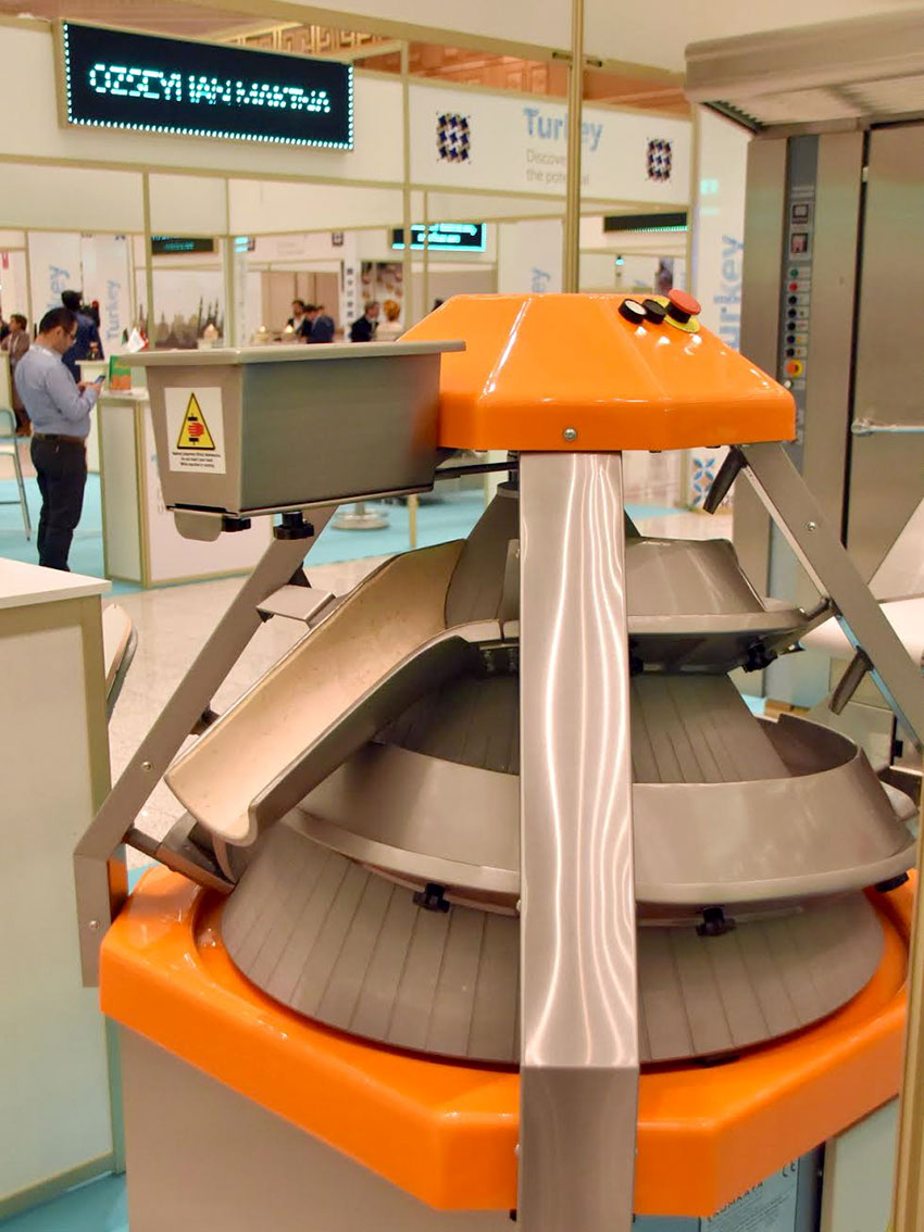 Technologic achievements in import substitution sphere are presented in Turkmen capital 