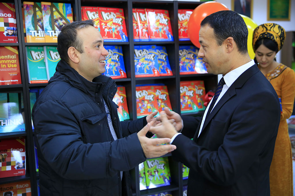 People of Turkmenistan Acquire Opportunity to Buy Cambridge University Press Books