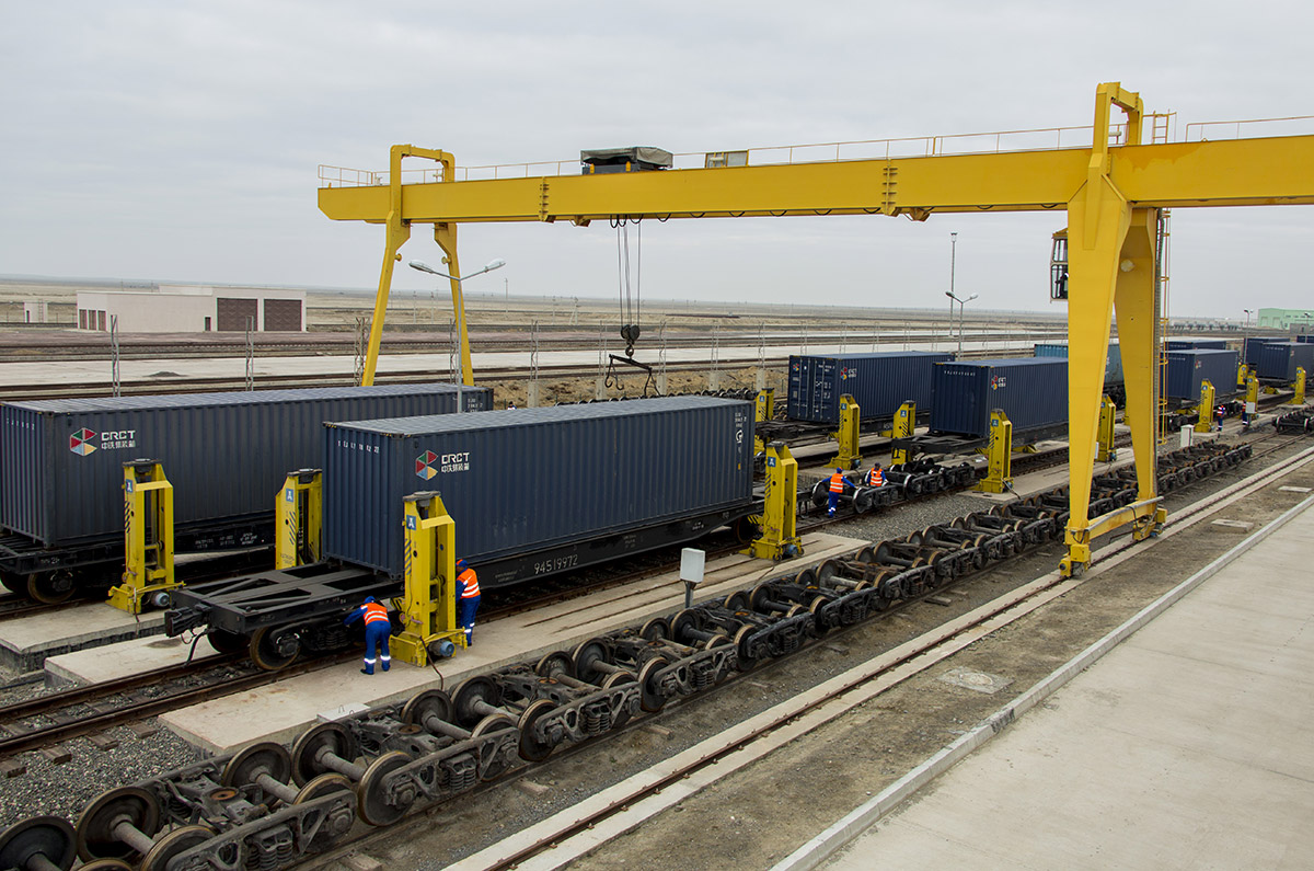 Turkmenistan restores the Silk Route in railway format 