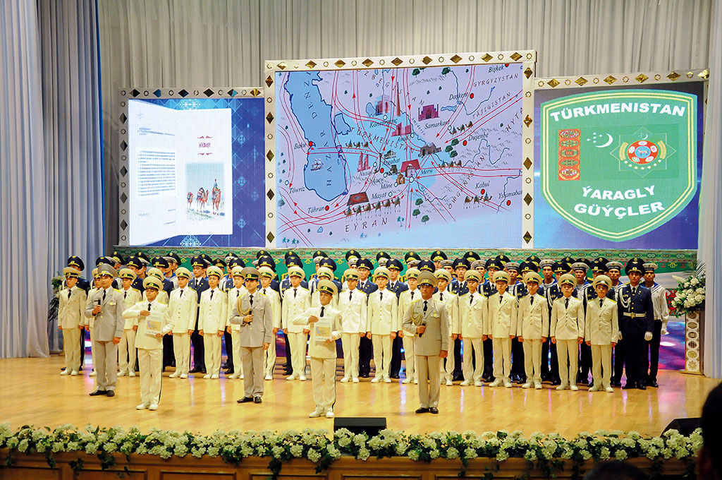 Вооружённым Силам Туркменистана - 26 лет