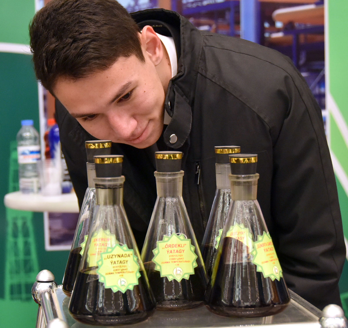 Döwrebap tehnologiýalaryň ýöriteleşdirilen Halkara sergisi öz işine başlady