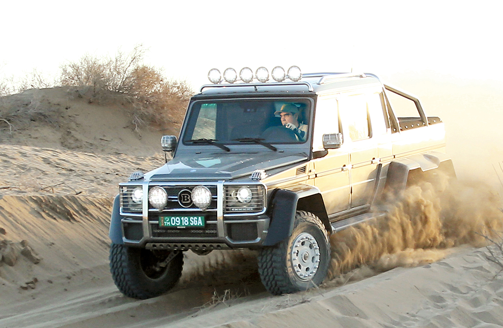 President of Turkmenistan inspects the technological infrastructure and potential of the air forces 