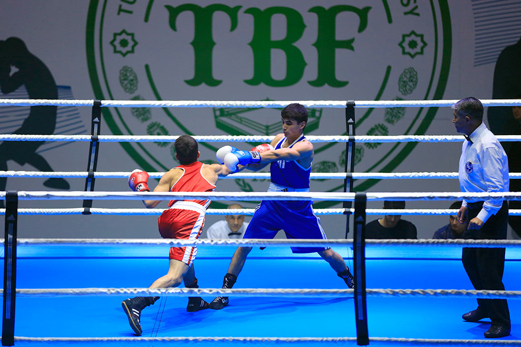 Olimpiýa şäherjiginde boks boýunça Türkmenistanyň çempionaty badalga aldy