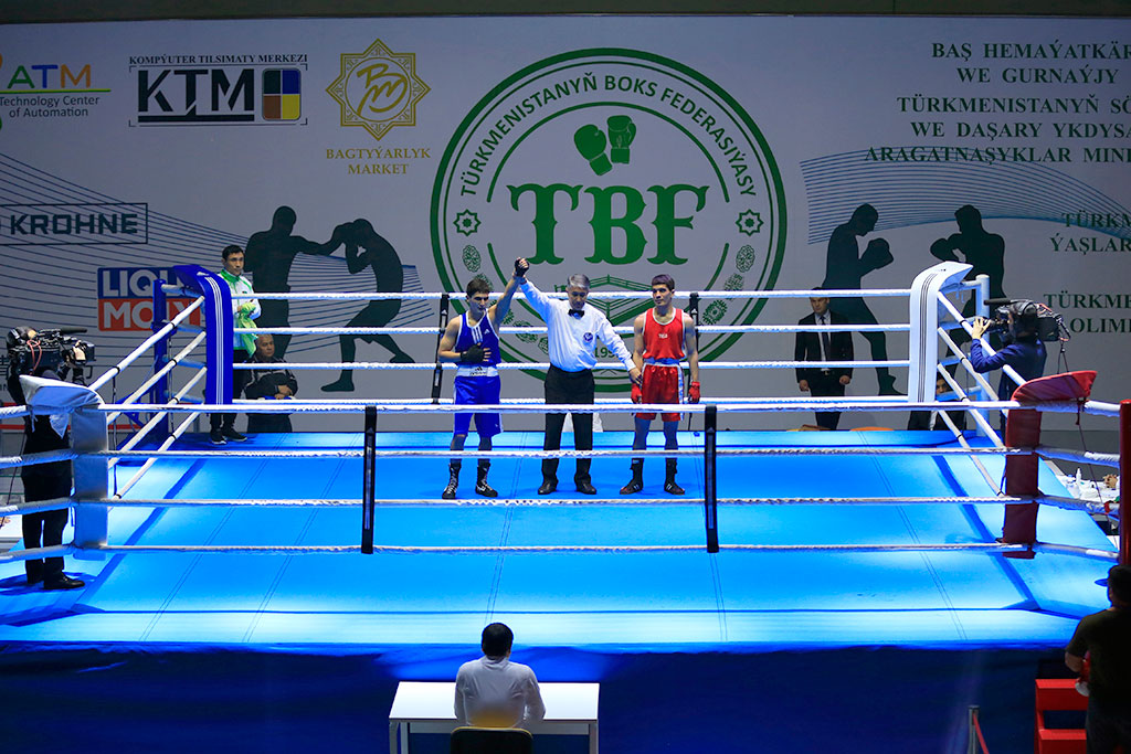 Olimpiýa şäherjiginde boks boýunça Türkmenistanyň çempionaty badalga aldy