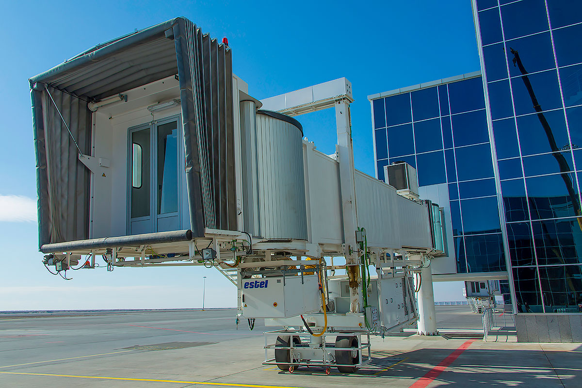 Construction of the international airport in Turkmenabat completes 