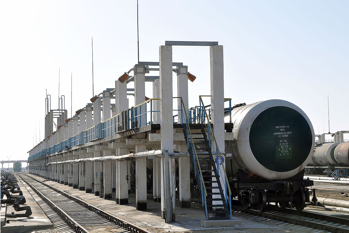 Seydi Oil Refinery successfully implements the program on production of export-oriented products