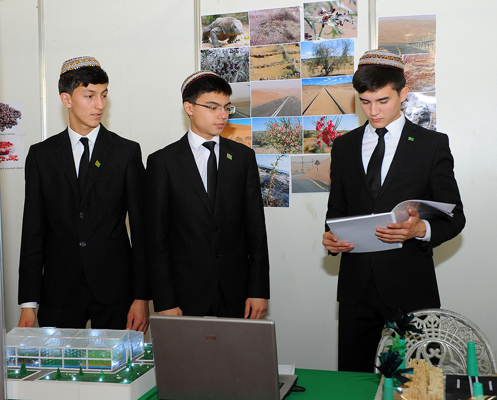 Results of project academic competition for school students are summed up