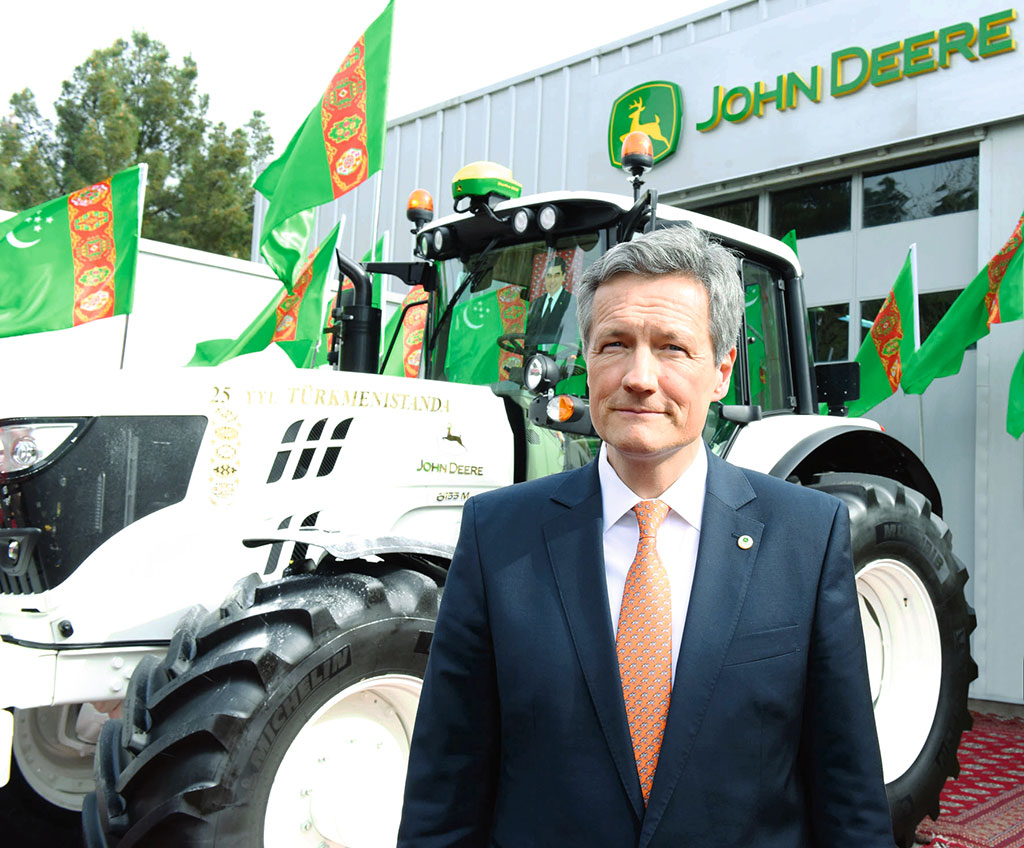 Компания «John Deere» заинтересована в активизации партнёрства с Туркменистаном 