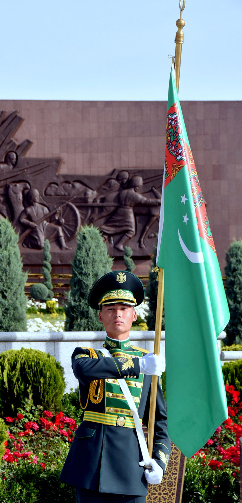 Laying flowers ceremonies are held in honour of the 73rd anniversary of the Great Victory