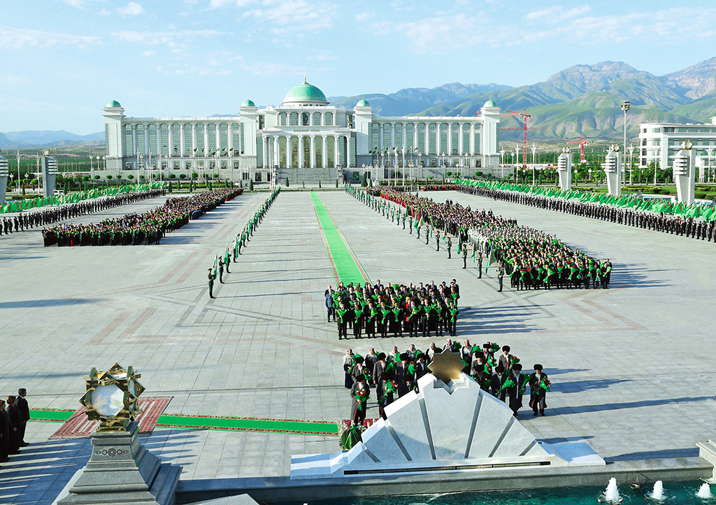 President Gurbanguly Berdimuhamedov takes part in ceremonial events