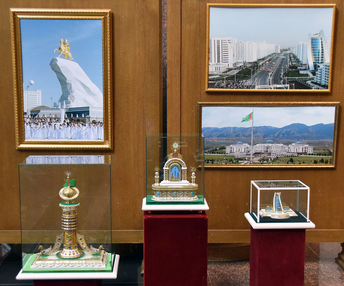 The State Museum presents a photo-chronicle of the Turkmen capital