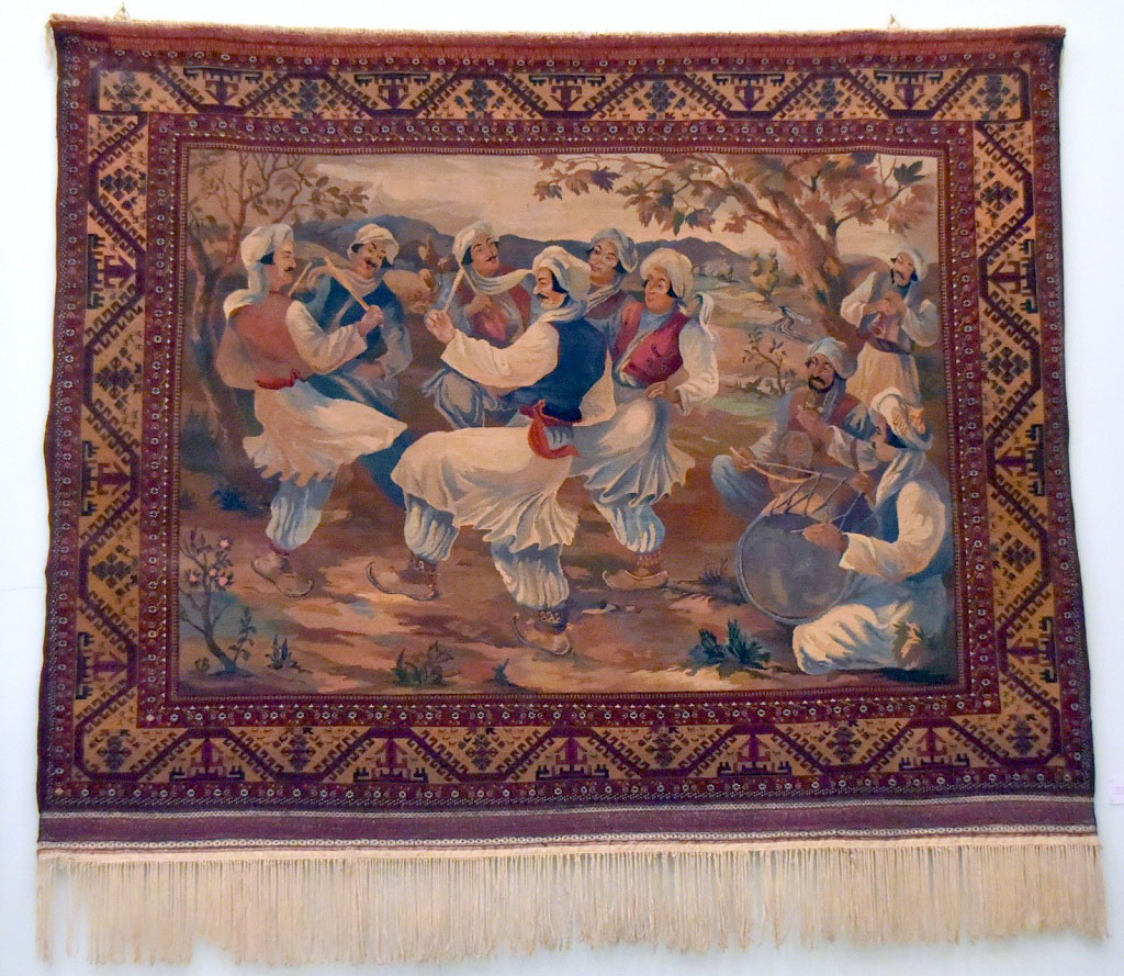 Exhibition of the Museum of Visual Arts speaks of the history and traditions of carpet making