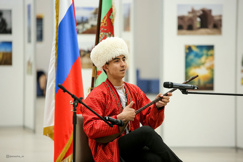 Photo exhibition «Turkmenistan is the heart of the Great Silk Road» took place in St. Petersburg