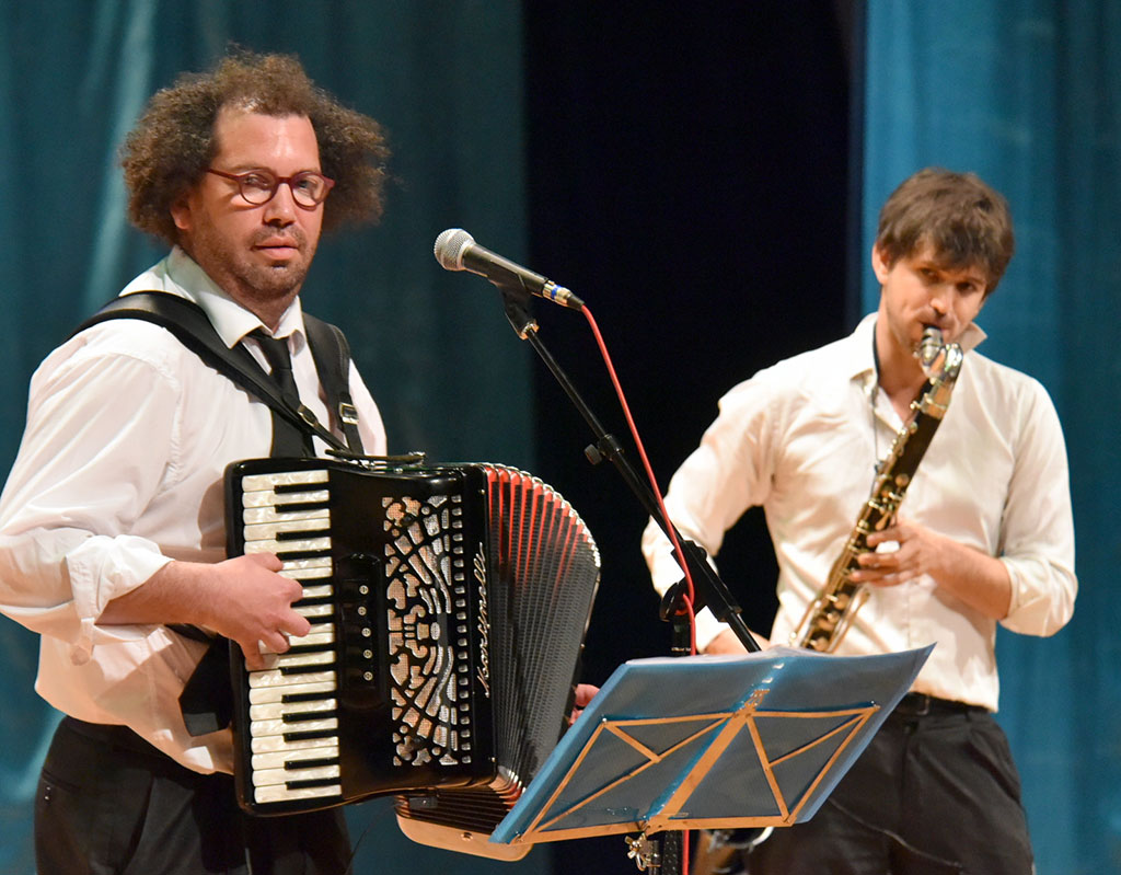 Ashgabat citizens made a musical trip around Paris