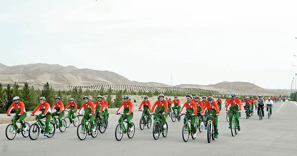 Turkmenistan marks the World Bicycle Day 