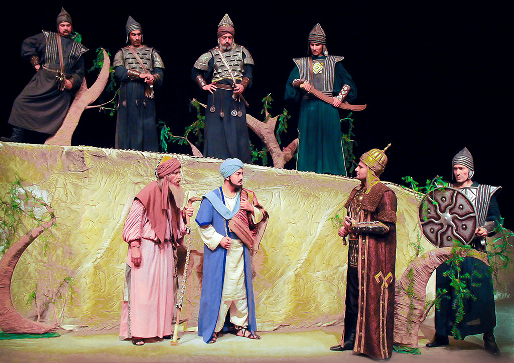 Alp Arslan Theatre presents the stage play about Avicenna