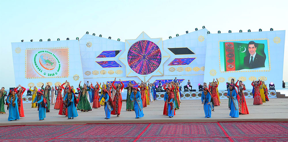 Famous folklore groups of the country dispute the title of the best kushtdepdi performer 