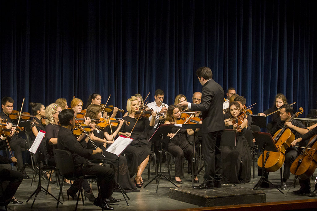 "Lullaby" Nury Halmamedov sounded at a concert in Bosnian Zenica