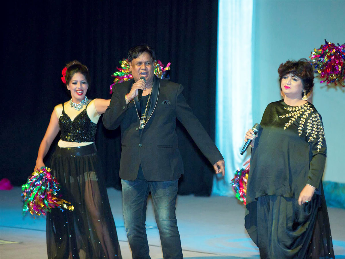 Aşgabatlylar hindi  tanslaryna tomaşa etdiler