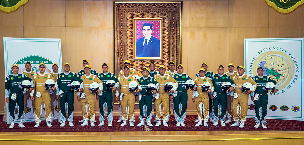 15 teams represent Turkmenistan in the rally “Amul-Hazar 2018”