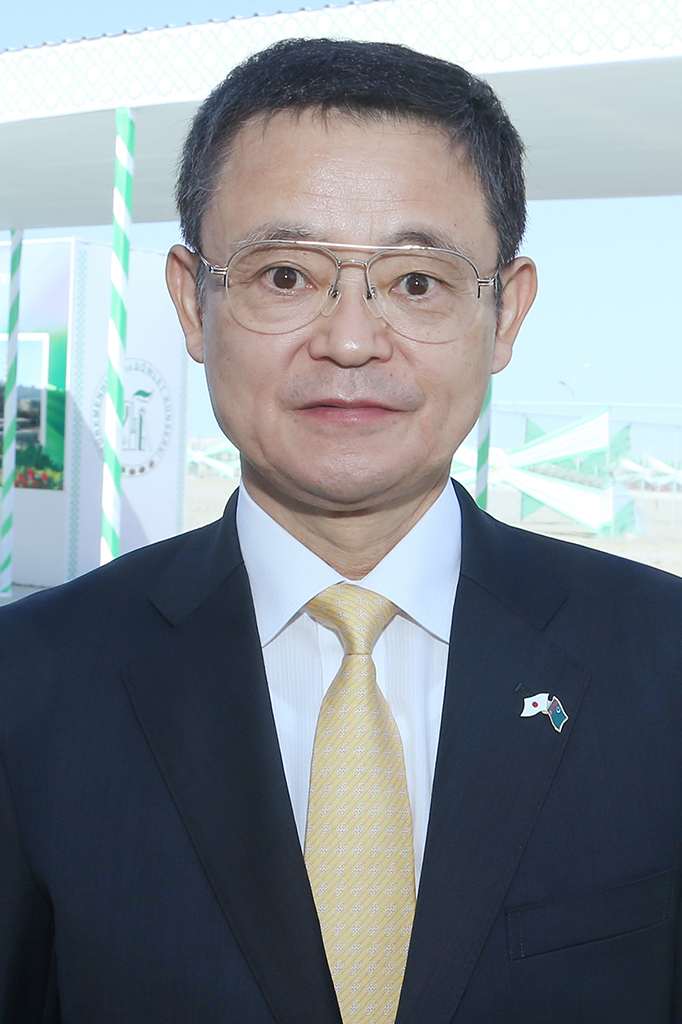 Türkmenistanyň Prezidenti «Mitsubishi Сorporation» we «Çalyk Holding» kompaniýalarynyň ýolbaşçylaryny kabul etdi