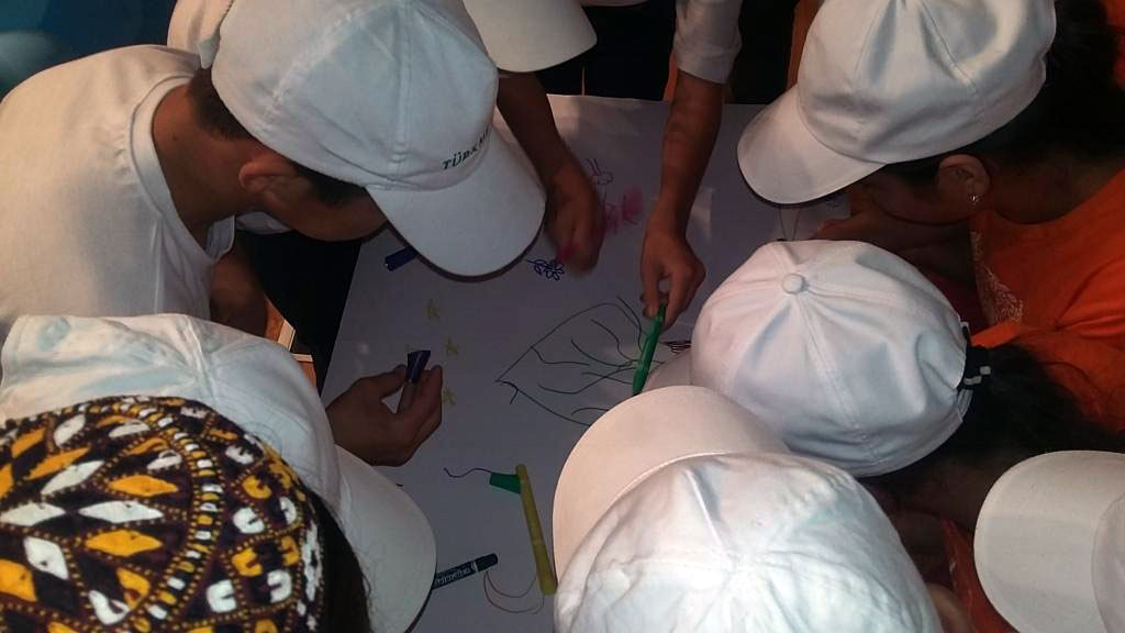 Экологи провели просветительскую акцию во Дворце детей-сирот 