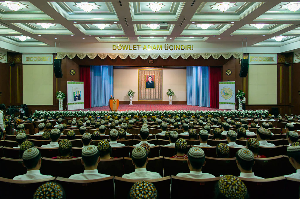 Book of the head of the State “On the Way to Achievement of the Sustainable Development Goals in Turkmenistan” is presented in Ashgabat 