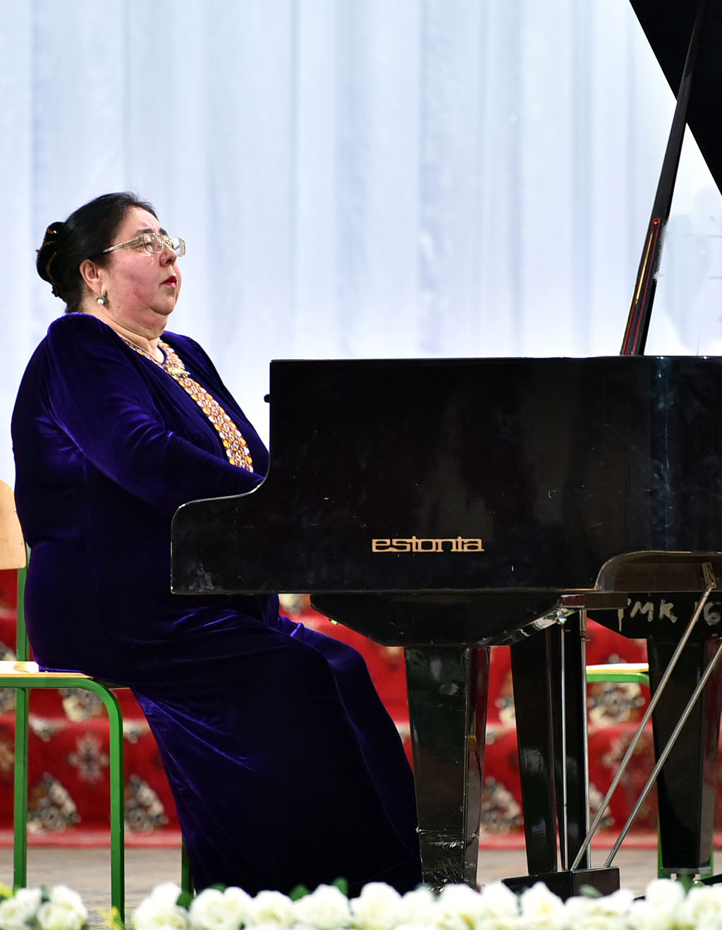 Konserwatoriýanyň Uly zalynda milli we ýewropa nusgawy sazlary ýaňlandy