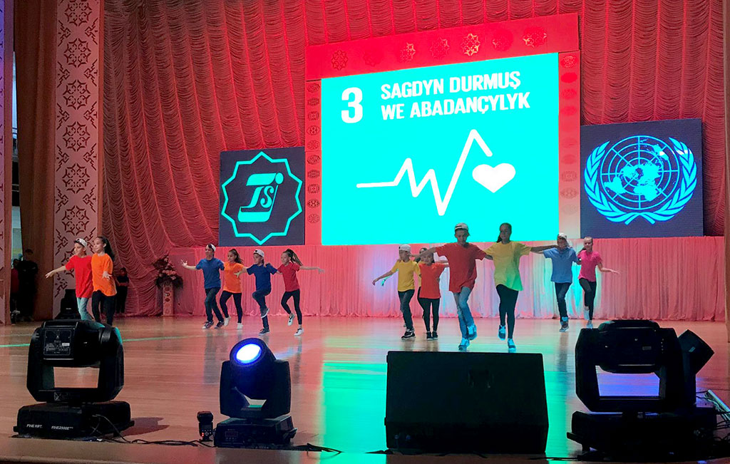 In the language of a modern dance – about the Sustainable Development Goals 