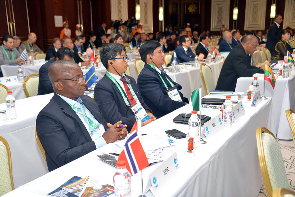 Development of the weightlifting is discussed at the IWF Congress 