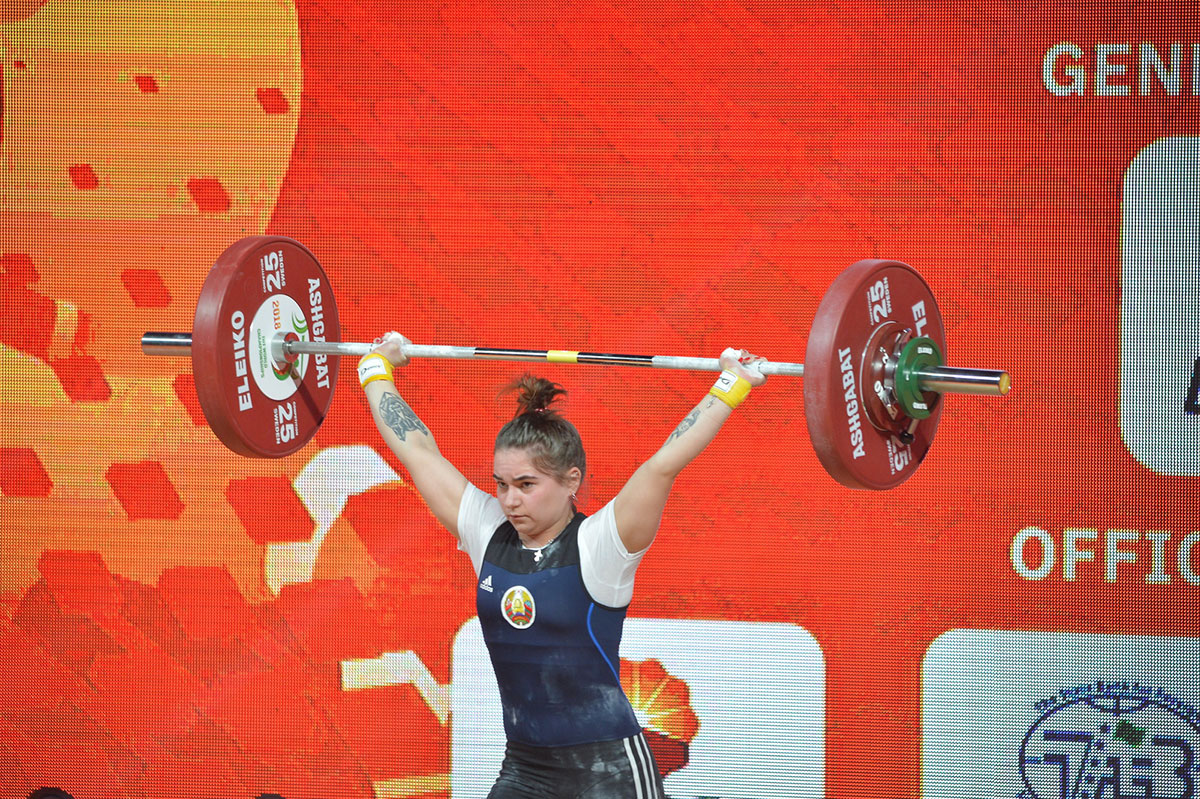 The first world record is set at the World Weightlifting Championship