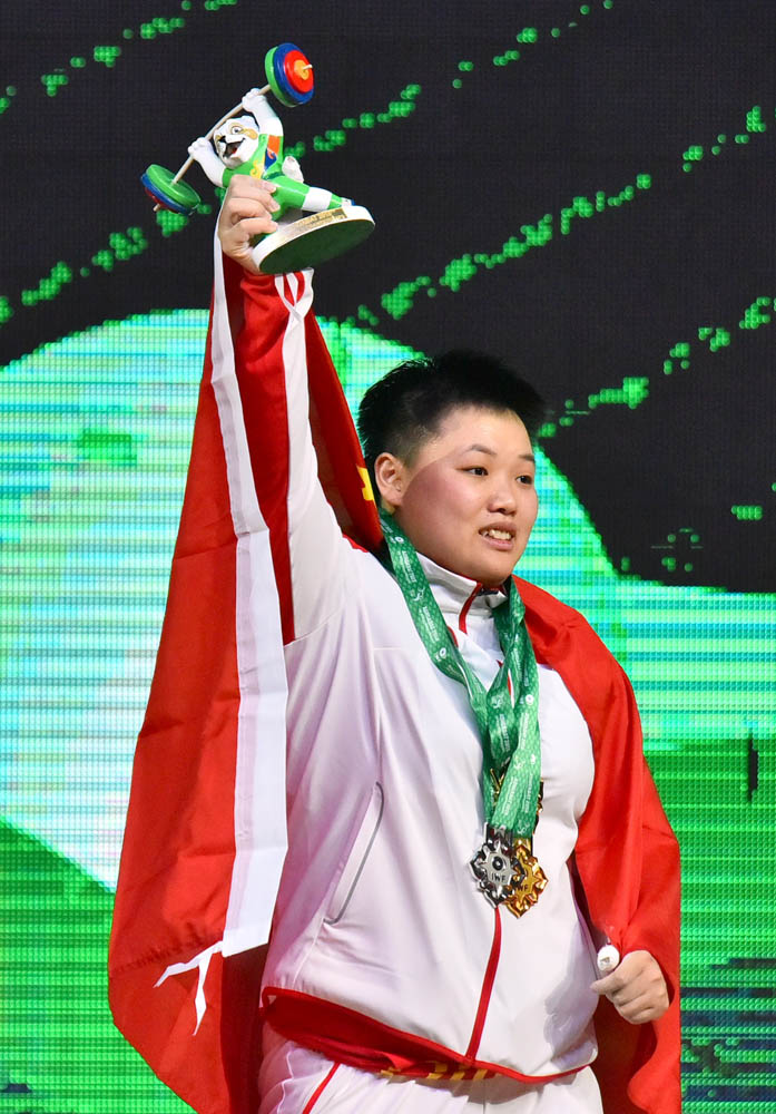 The title of the best world weightlifter was contested among the women in 87 kg weight category 