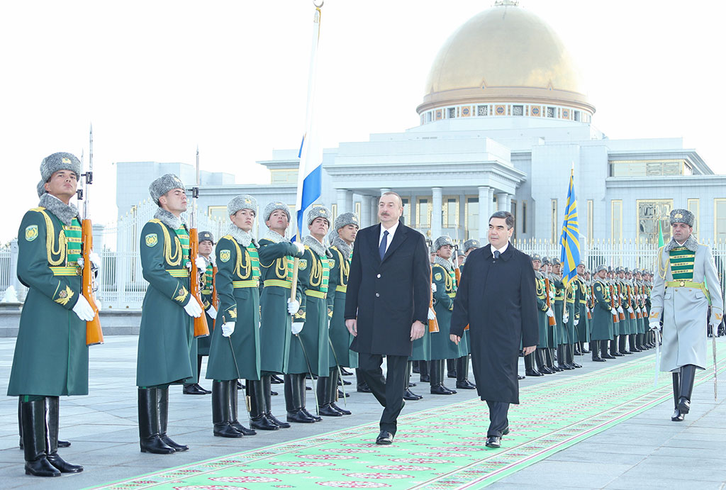 Hormatly Prezidentimiz Gurbanguly Berdimuhamedowyň we  Prezident Ylham Aliýewiň arasynda gepleşikler