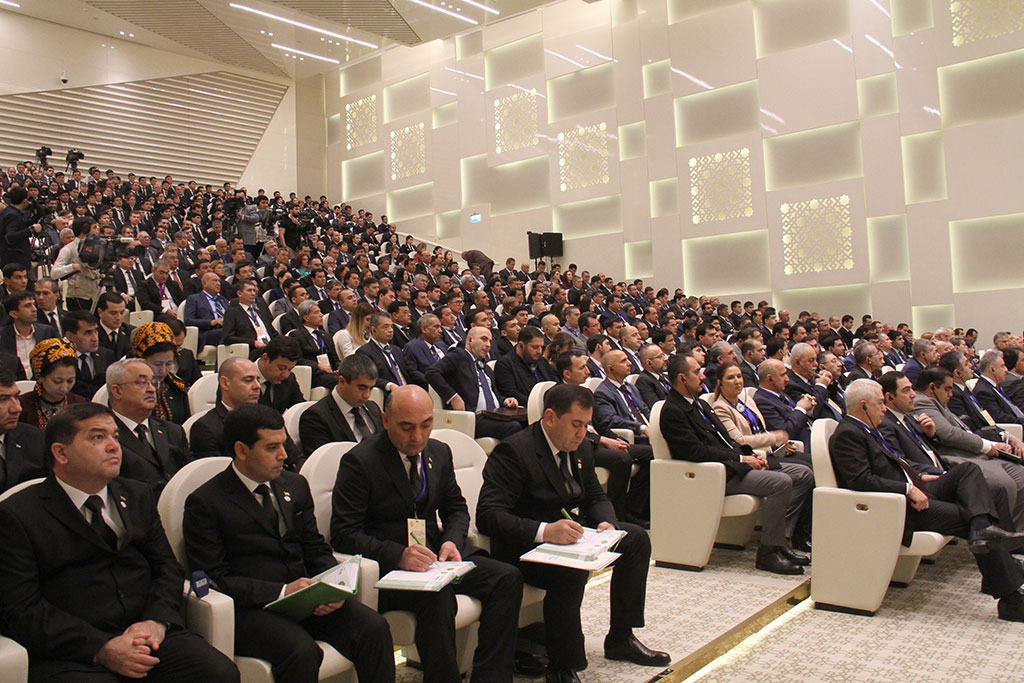 Türkmenistan — halkara ulag-üstaşyr geçelgelerini döretmegiň başyny başlaýjy