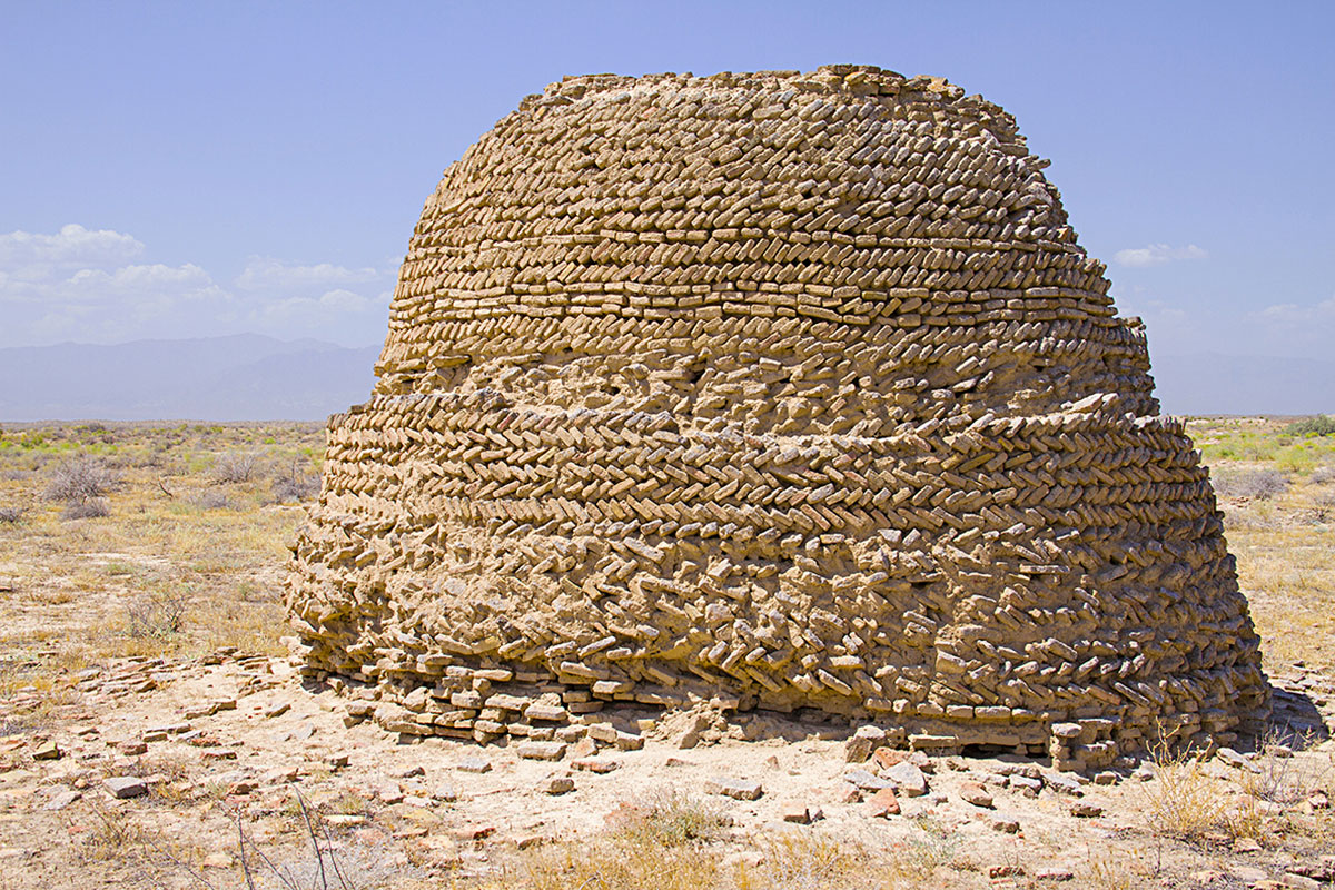 Representatives of Turkmen business continue the tradition of patronage in archaeology