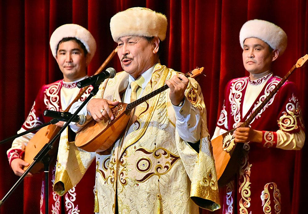 Turkmenistan citizens learn about the culture of Kazakhstan 