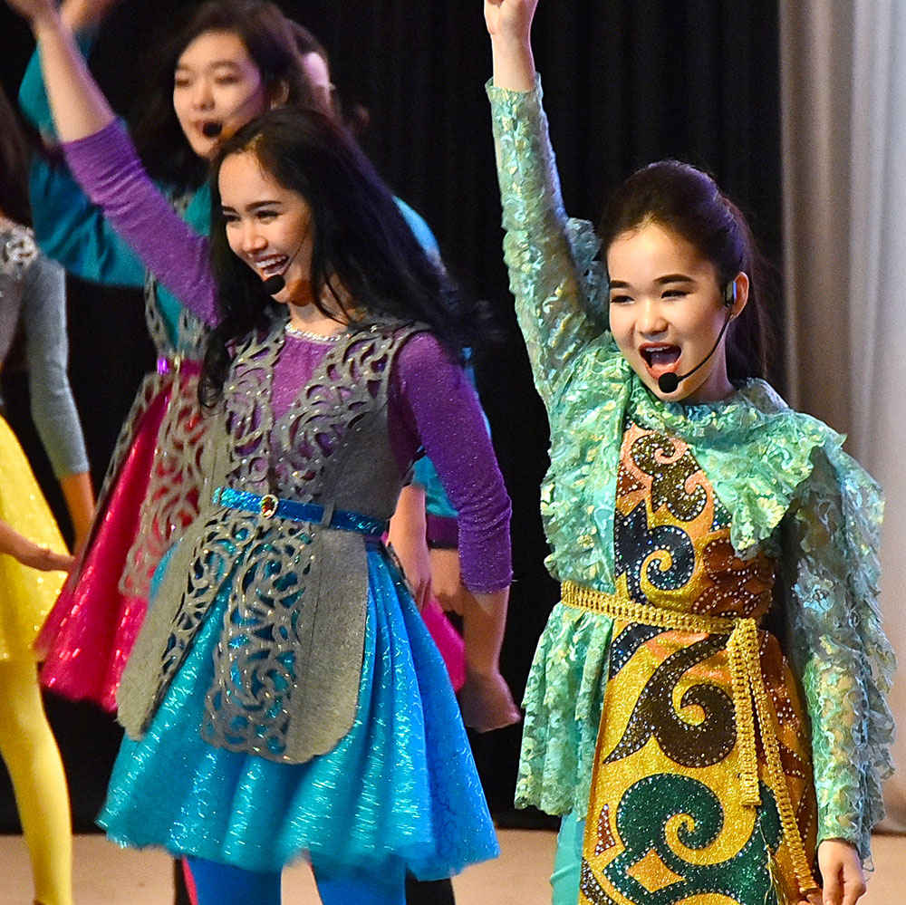 Turkmenistan citizens learn about the culture of Kazakhstan 