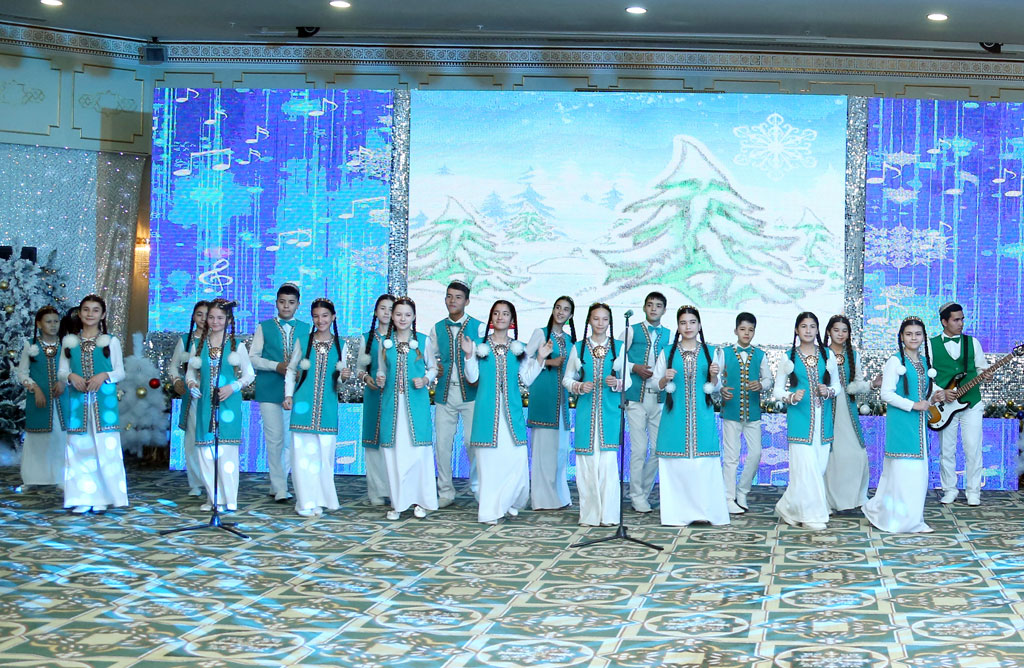 Capital Ashgabat Hotel hosts children New Year event 