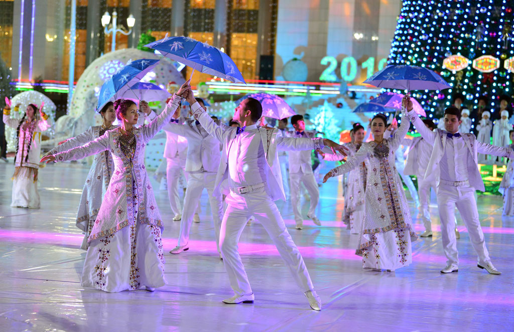 The square of Älem Cultural and Entertainment Centre is the spot of New Year celebrations 