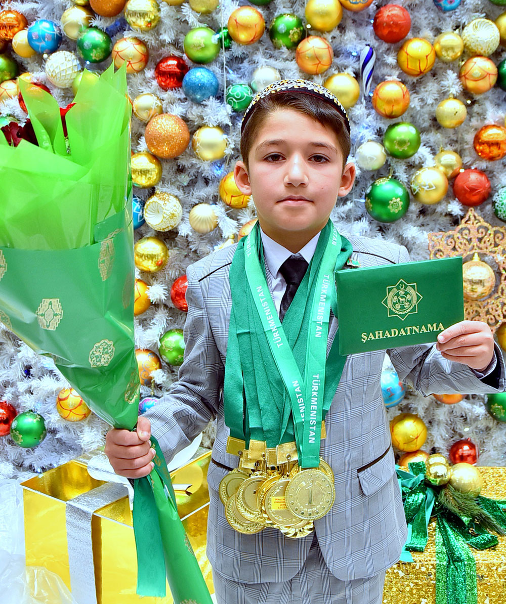 56 young Turkmenistan citizens became the prize winners of Gulbaba Award