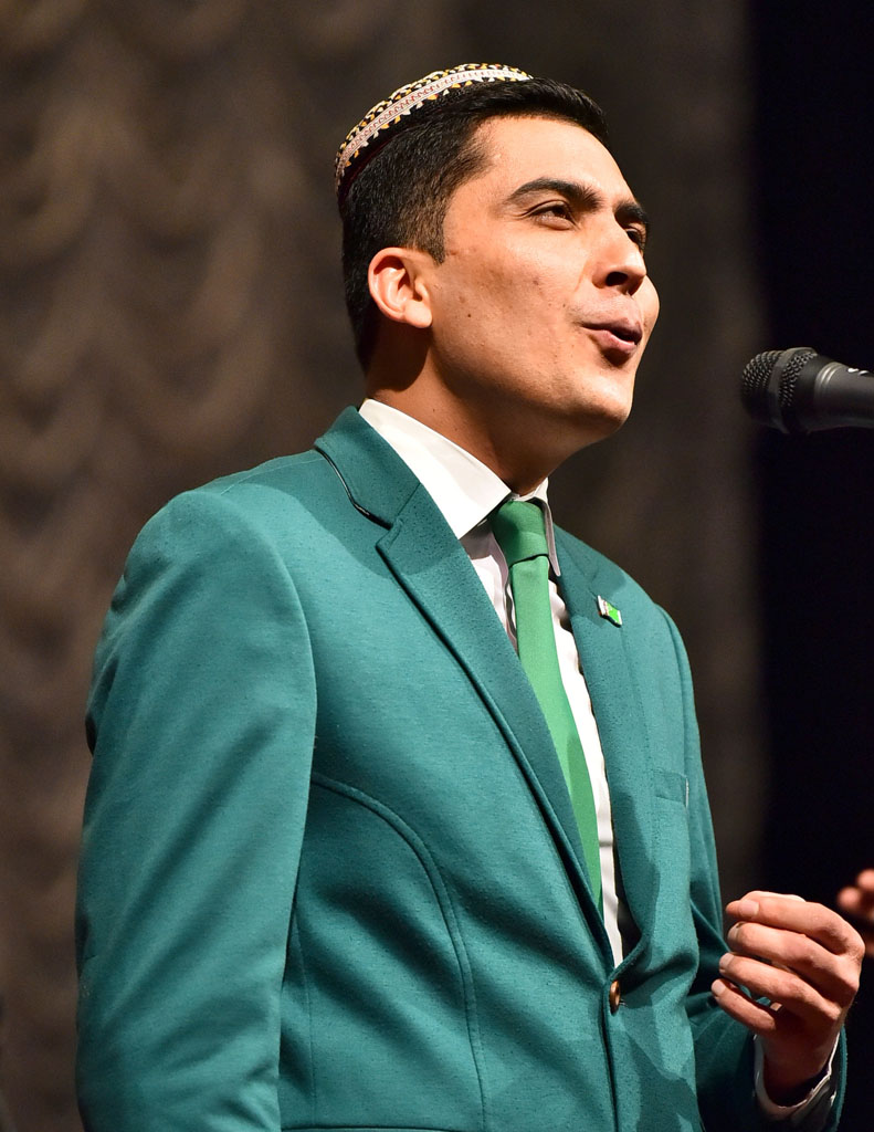 Государственный симфонический оркестр и известные исполнители представили произведения туркменских композиторов