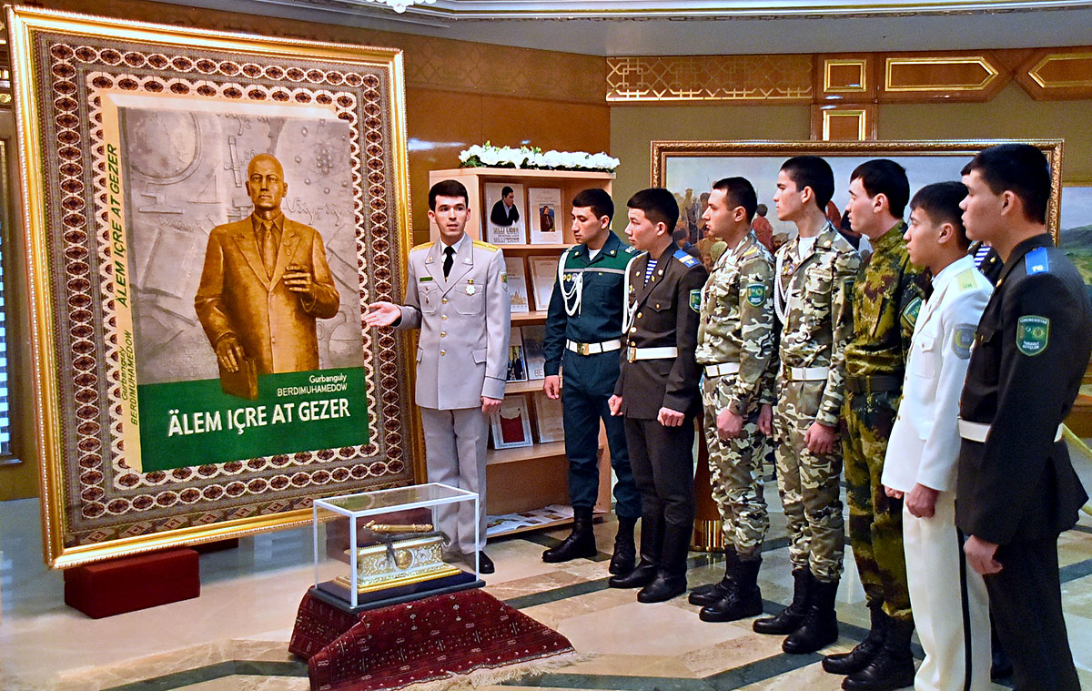 В честь Дня защитников Отечества организован цикл мероприятий 