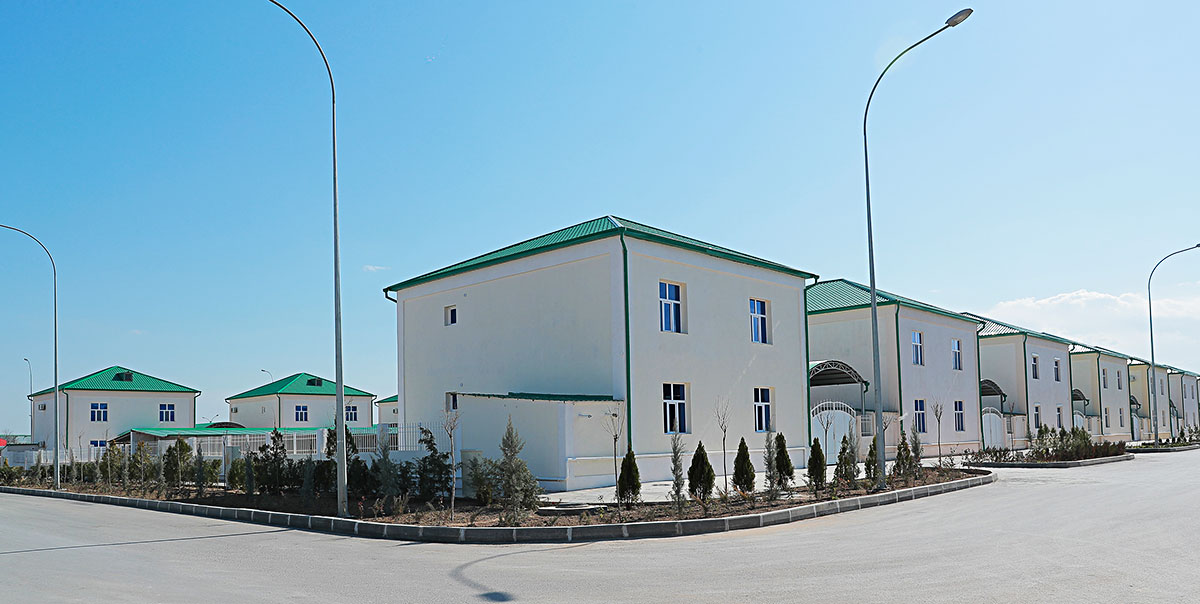 The Head of Turkmenistan inspects the construction in new residential estate of Ashgabat and visits the Centre of Motor Sports