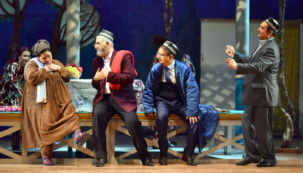 Magtymguly adyndaky milli  sazly drama  teatrynyň täze oýnuna tomaşaçylar ýokary baha berdiler