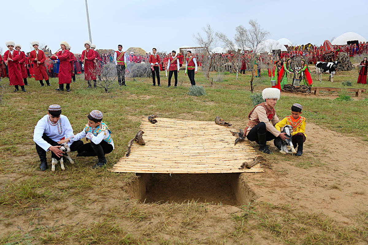 Halkara Nowruz güni mynasybetli dabaralar