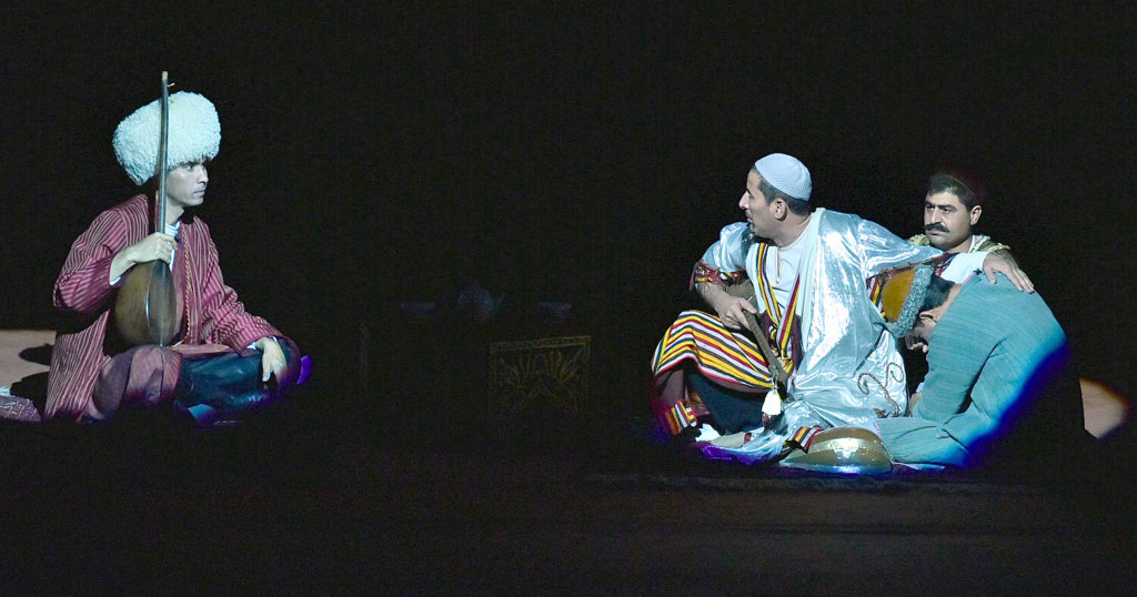 The Sounds of the Dutar: New Stage Production Celebrates Bakhshi’s Prowess 