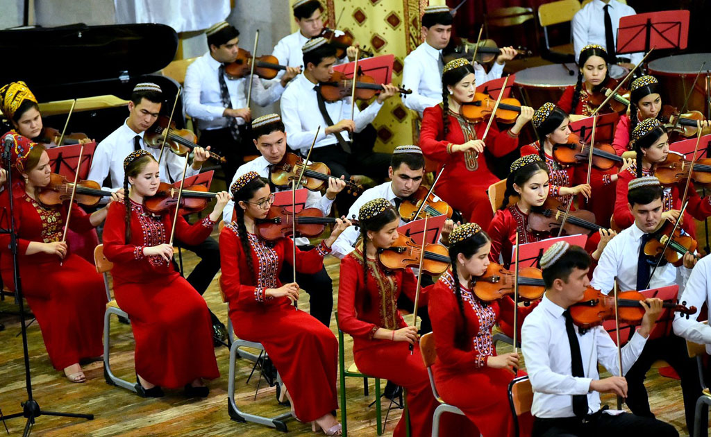 TMK-nyň bäşinji ýyl talyplary Sergeý Rahmaninowyň diplom işi  bolan “Aleko” operasyny sahnalaşdyrdylar