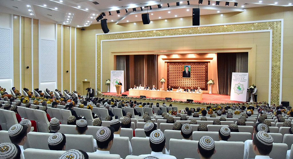 Innowasion tehnologiýalar — halkara ylmy maslahatyň wekilleriniň üns merkezinde