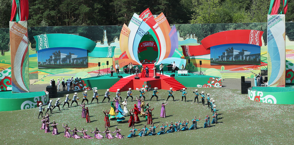 President of Turkmenistan holds talks with the President of Tatarstan and takes part in Sabantuy festivities 