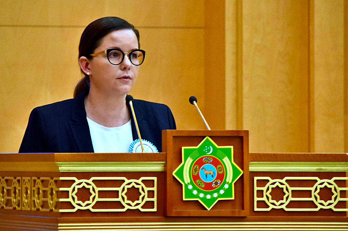 Türkmen we dünýä lukmançylygynyň gazananlarynyň Aşgabat sergisi